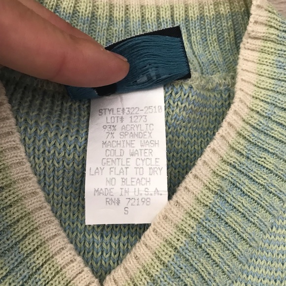 Vintage 90s Green Girl’s Knit Sweater Vest, Small, Back To School, Clueless Vest - Picture 3 of 7